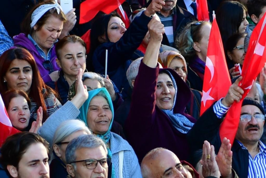 PHOTO 2019 04 16 20 02 56 1 2d411