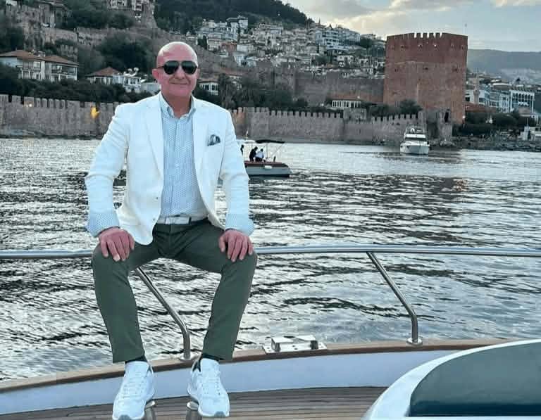 ÇAVUŞOĞLU AİLESİNDEN KARDEŞE VEFA...