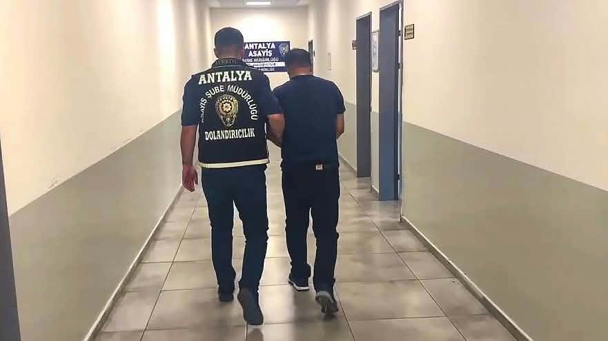 Kendisini Komiser Olarak Tanıtıp Dolandırıcılık Yapan Şahıs TUTUKLANDI...