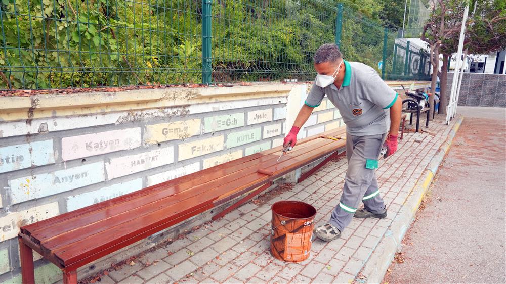 131306944526516192 1b765