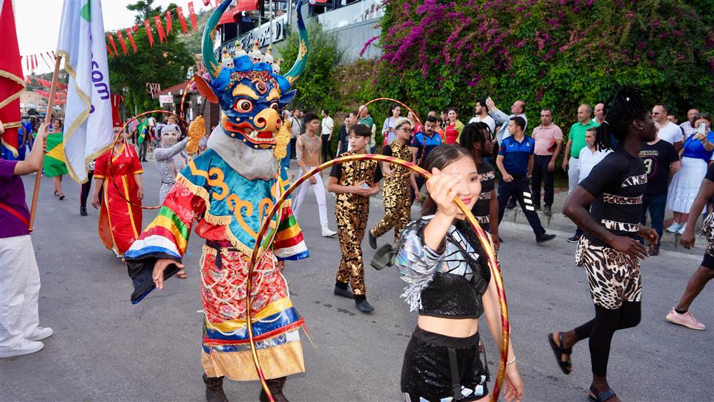 15388072897893440 e8344