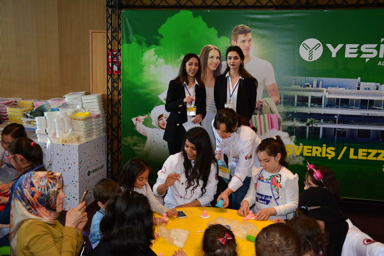 1556464083 SHN 5715 42031