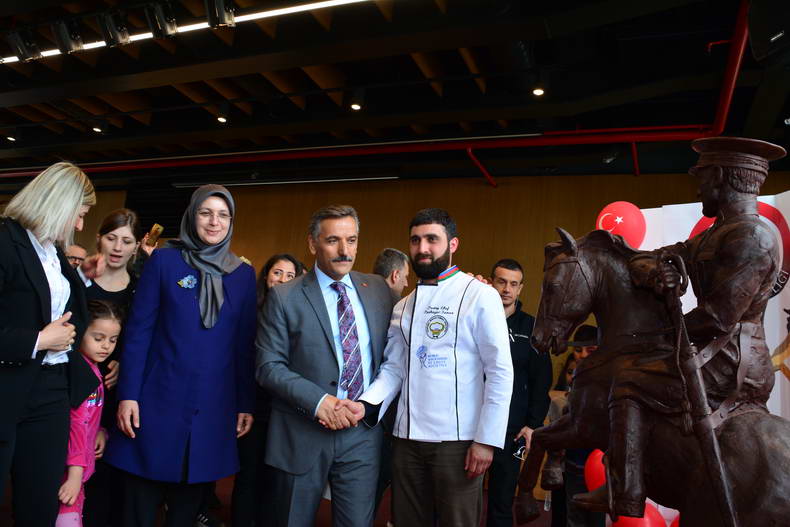 1556464078 SHN 5585 acfb1