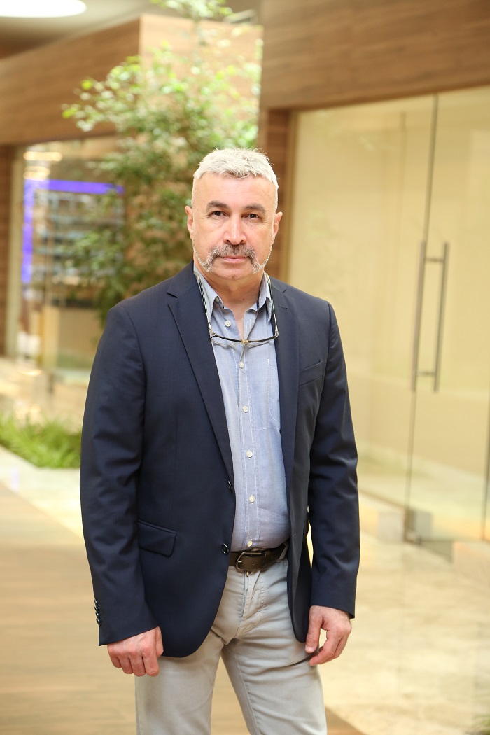 1556881281 Prof.Dr.S leyman zbek1 bf172