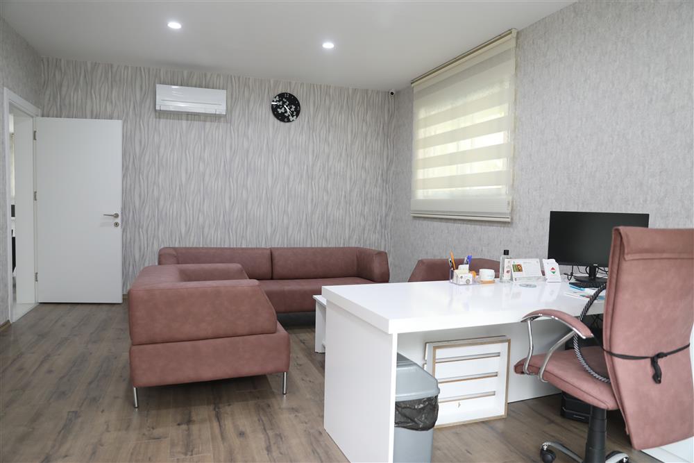 1689368495708128 5ca77