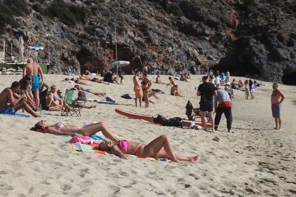 1 ŞUBAT 2025 DENİZ KEYFİ 2 475821492 1128939288543755 8264722595702772314 n 59c61