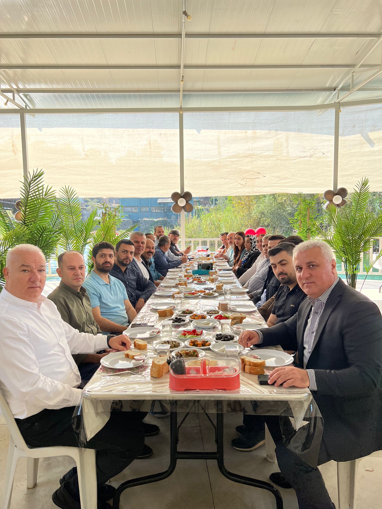 309728928 1298830664266085 2096158050503985653 n fa002