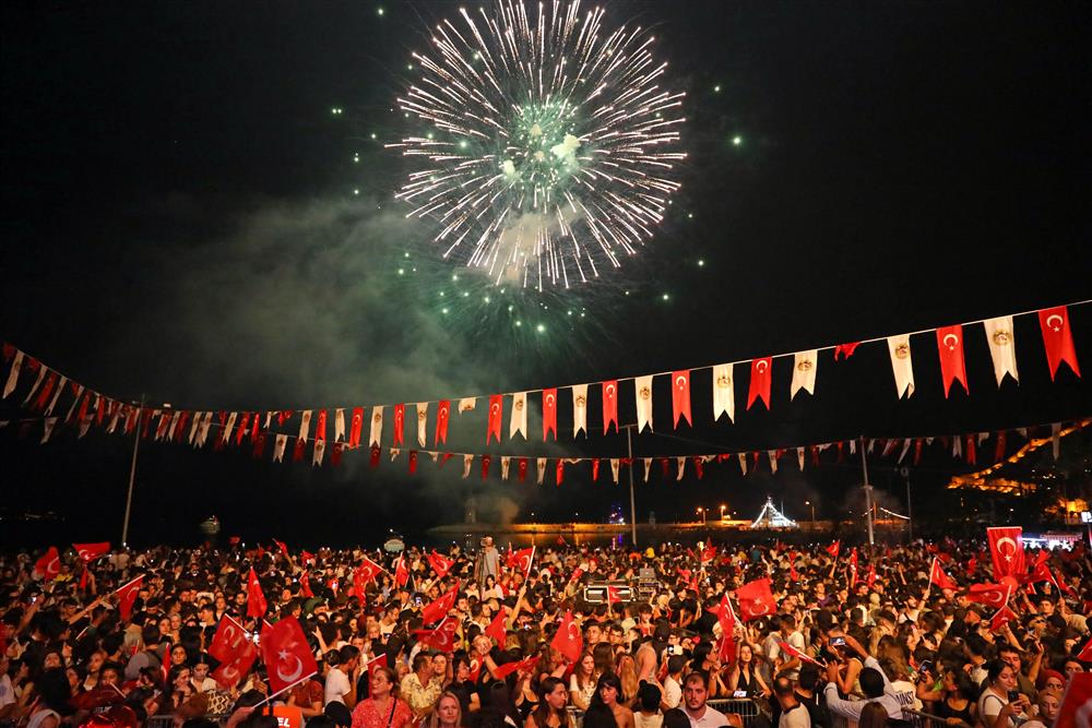 30 AĞUSTOS GECESİ 2 d7a4d