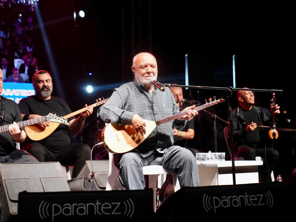 403885184849910016 a1920