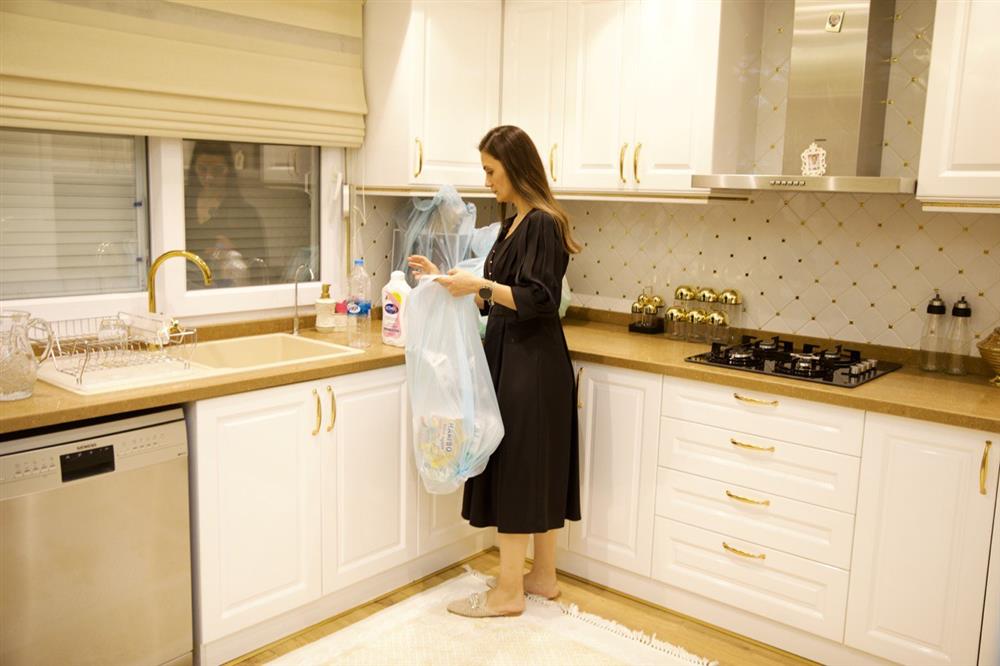 431601952254064448 b6e84