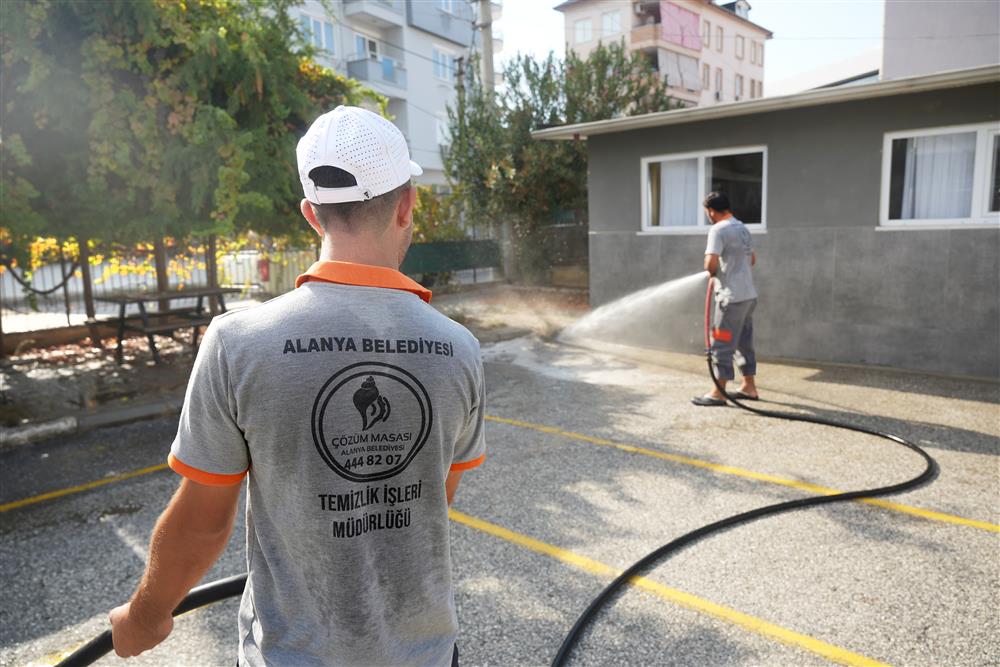 435174880865019200 c8054