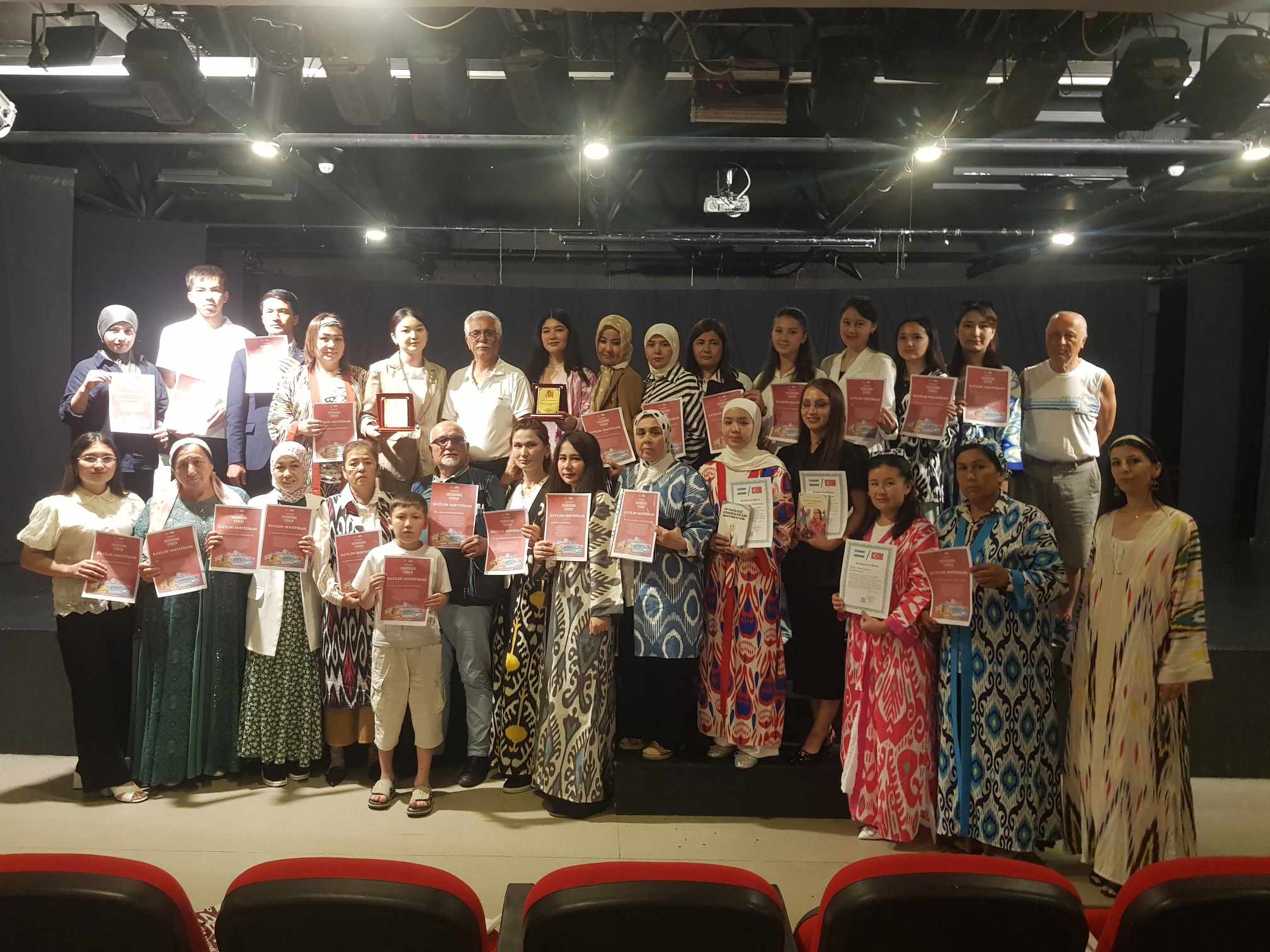 Özbek Edebiyatı Alanya’da tanıtıldı...