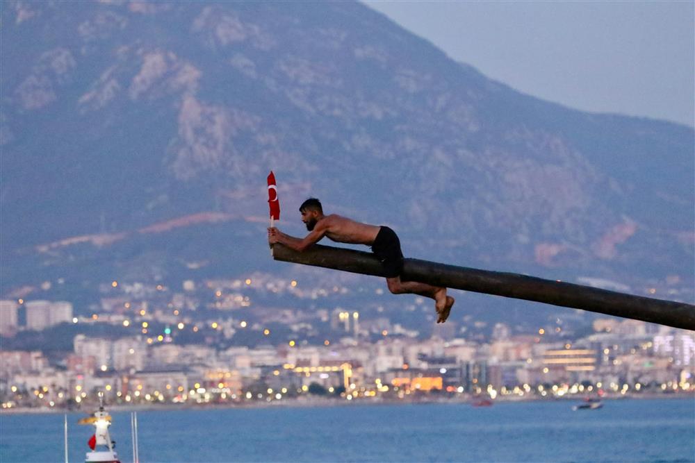 554786240437291616 9963c