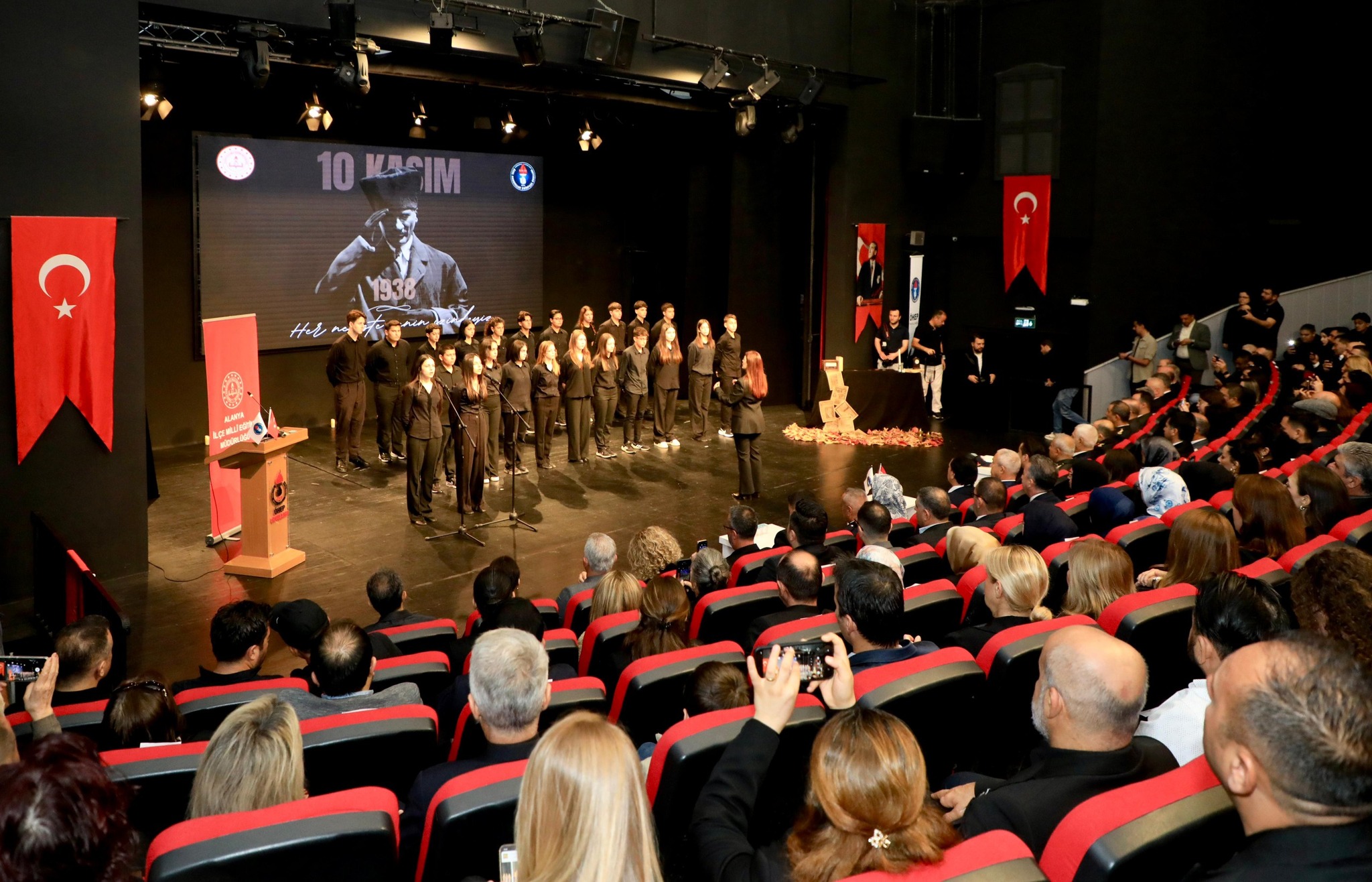 579639554 841494444902597 7321843585305007422 n efbd1