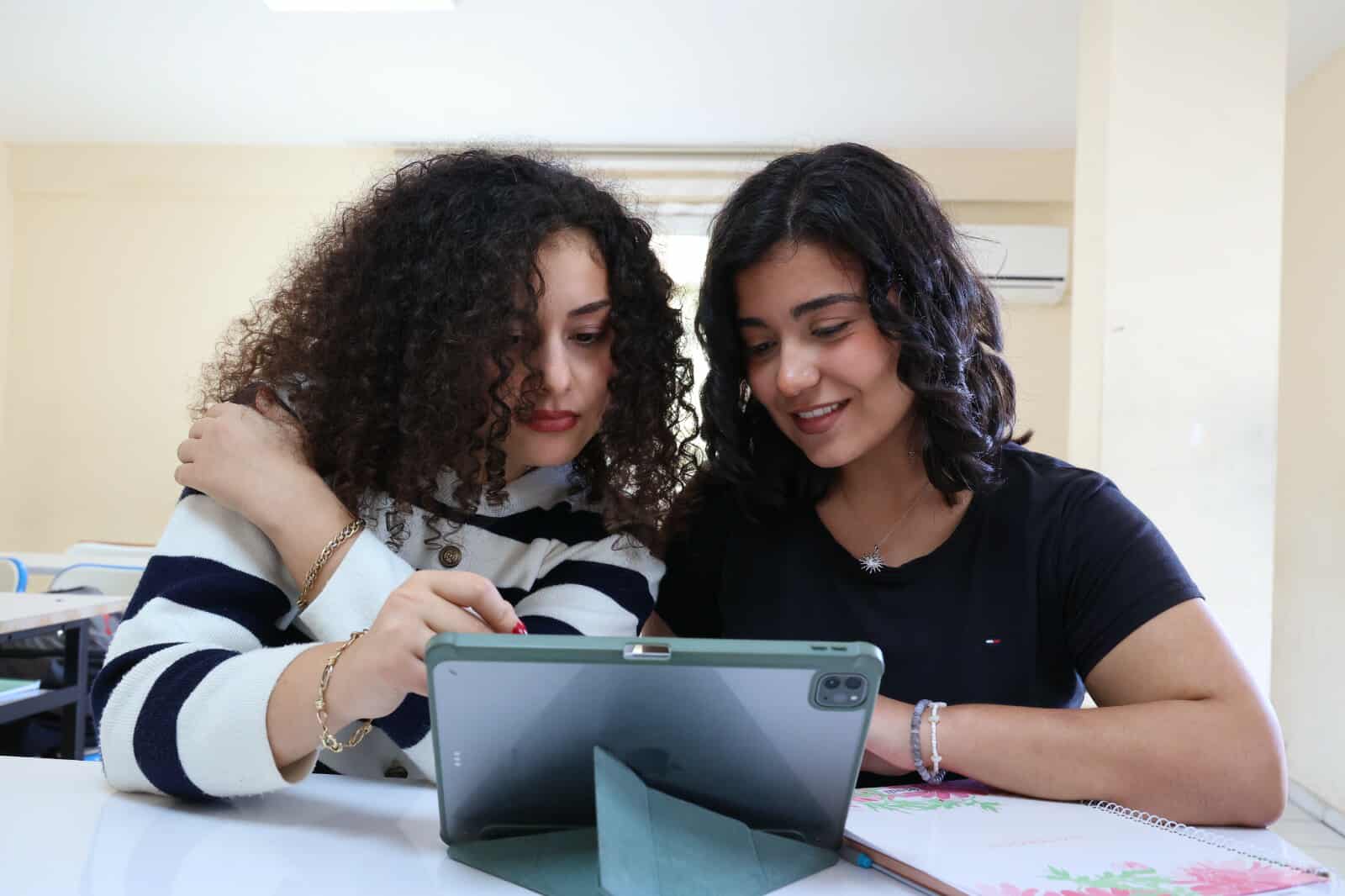 580804806 849732160860859 880717318287606122 n 24ee7