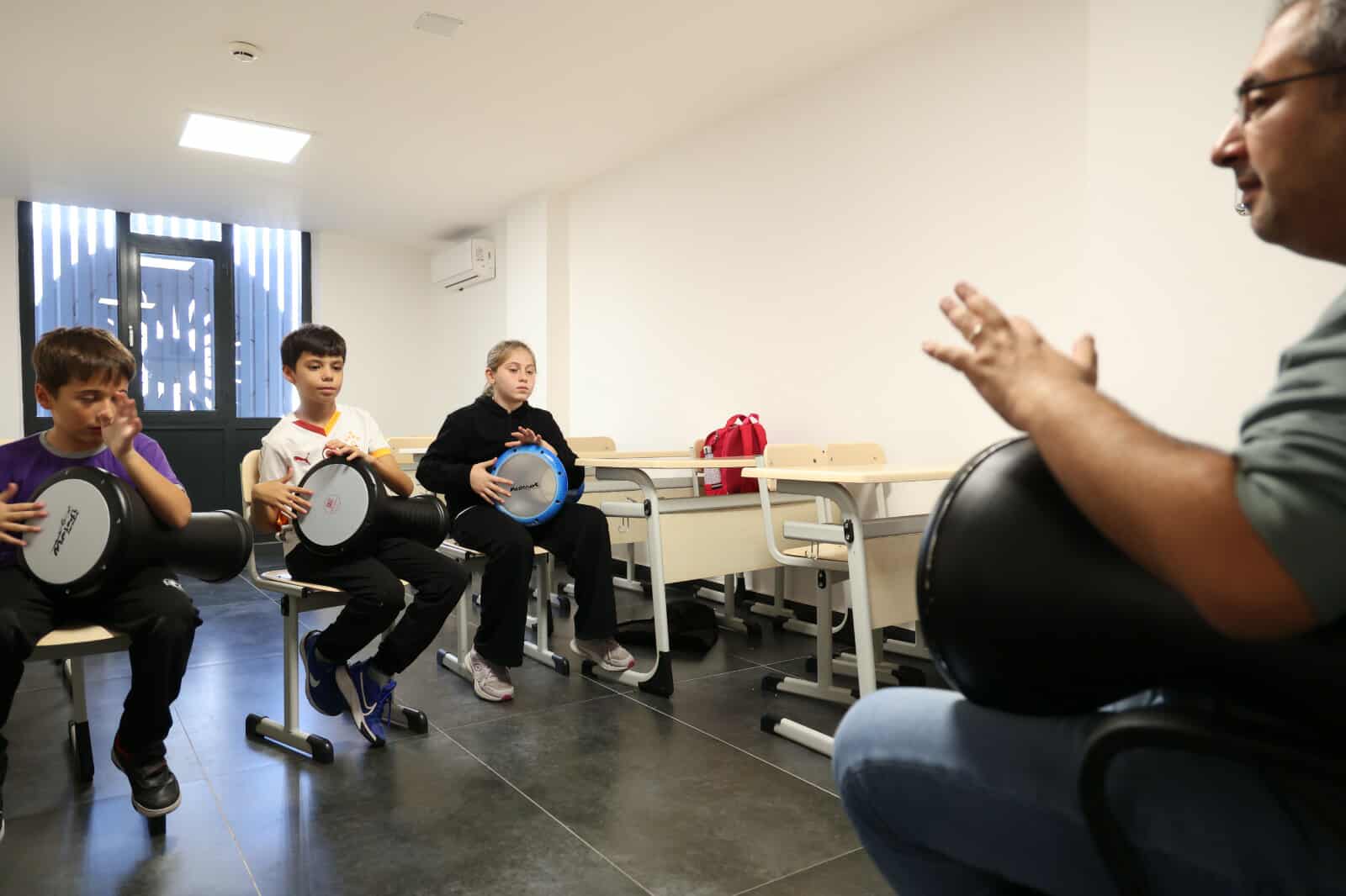 581982900 737960375283364 2653236162721576856 n cb614