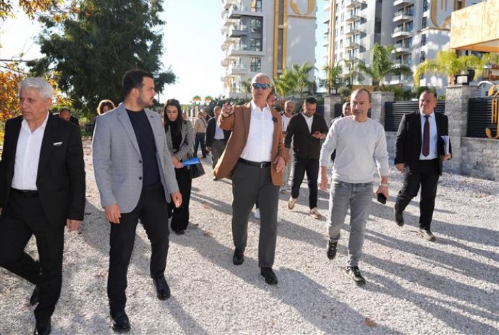 BAŞKAN ÖZÇELİK’TEN MAHMUTLAR'DA KAPSAMLI SAHA İNCELEMESİ...