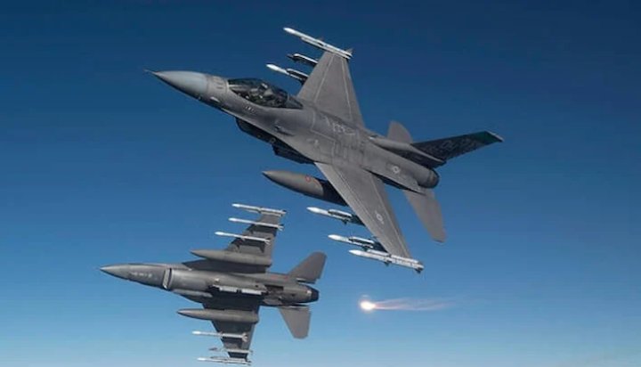 Karadeniz'de sıcak temas! TSK, Türk hava sahasına yaklaşan İHA'yı düşürdü...