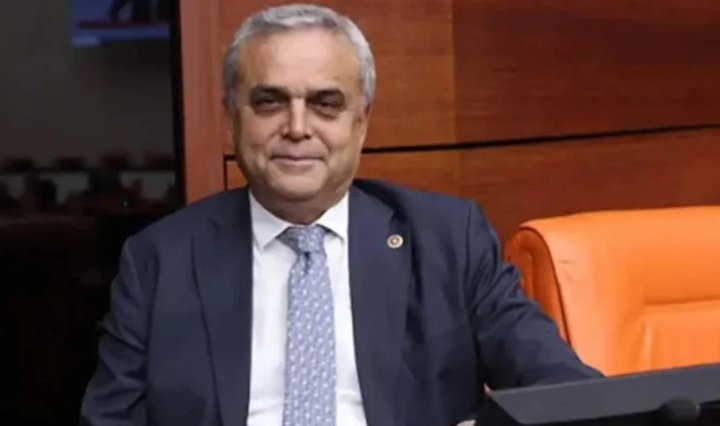 İhracı istenen CHP'li vekil partisinden istifa etti...