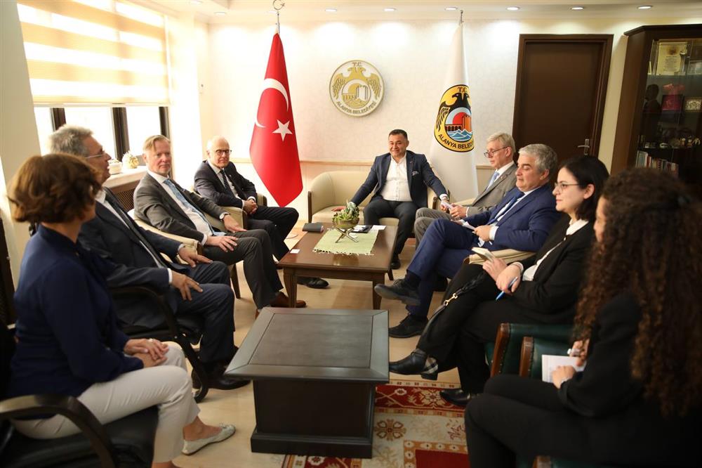5ELÇİ 2 4124a