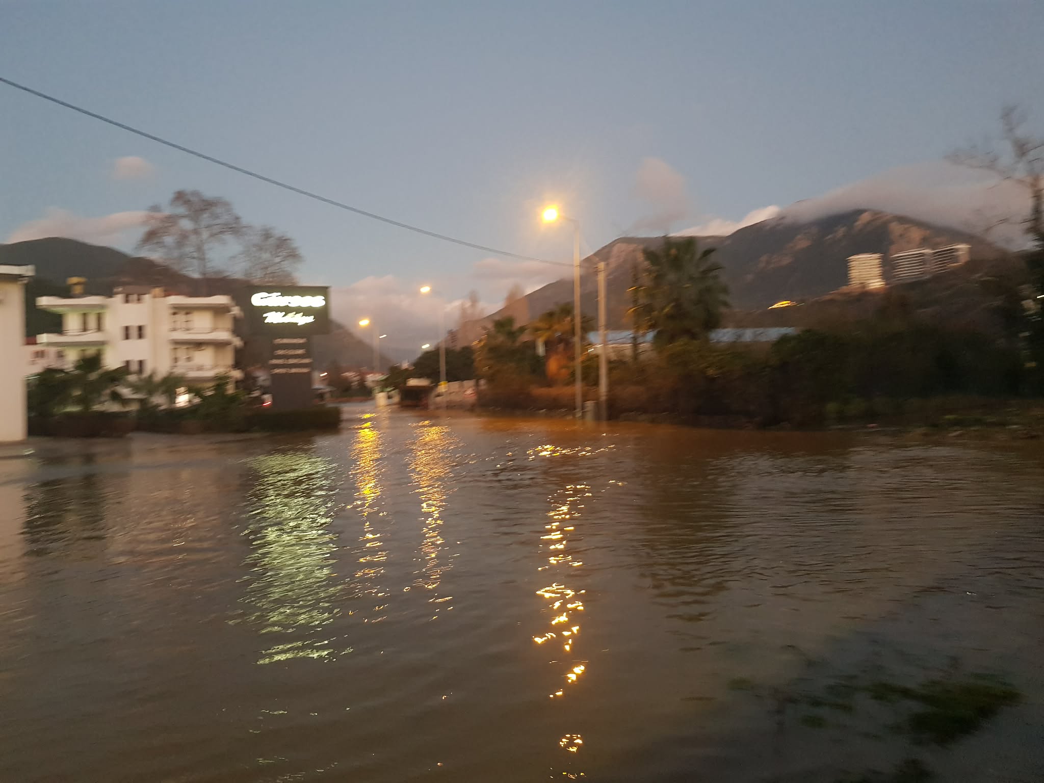 625267445 4335814573327734 3121576613715050703 n 3b856