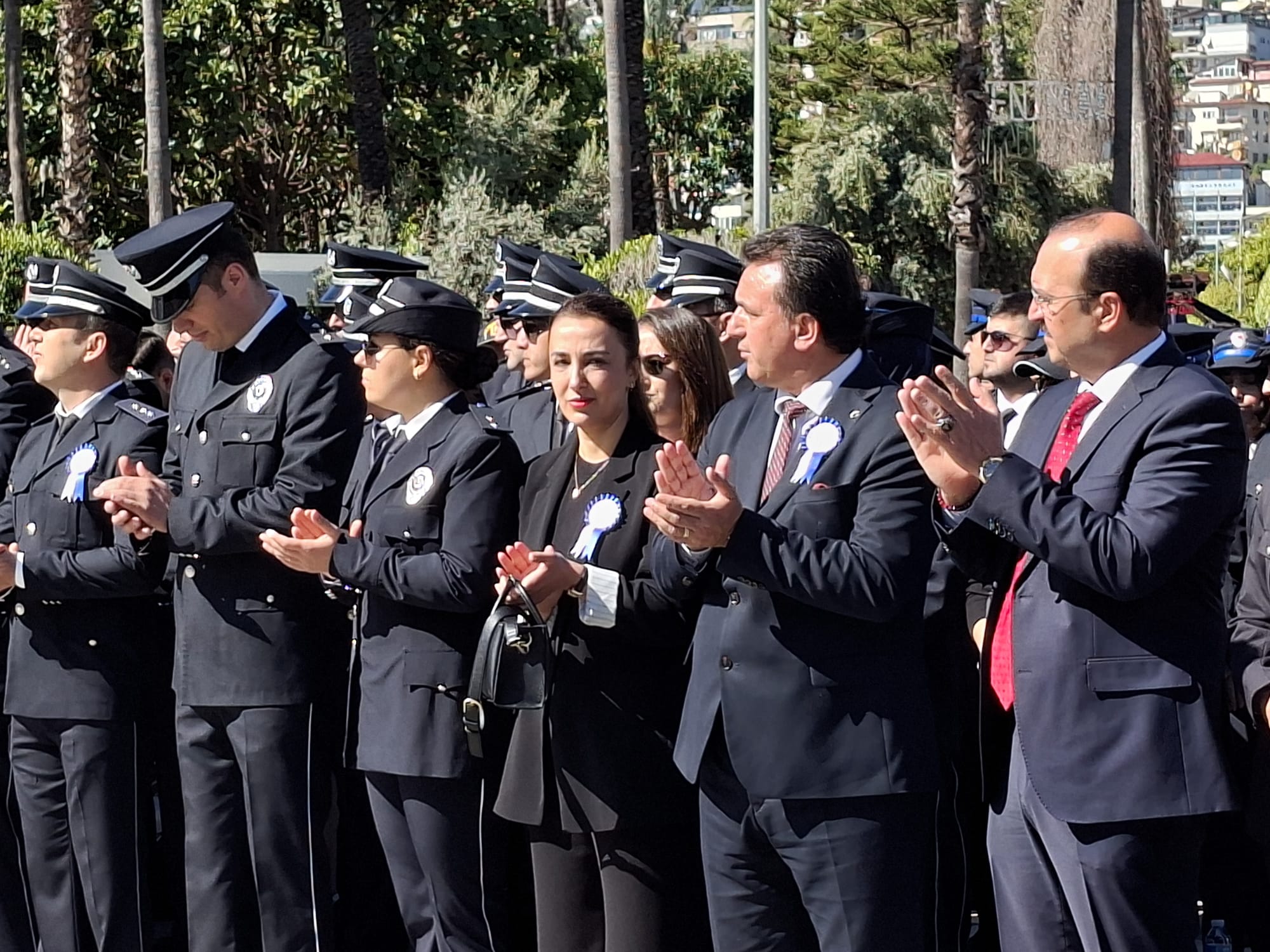 668792953 966023359338177 1806060888266999004 n 12733