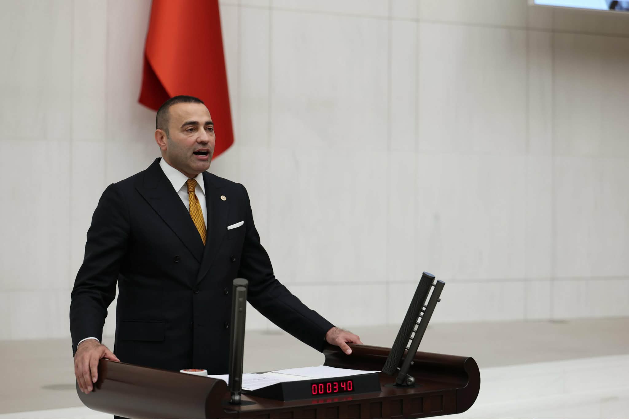 Aykut Kaya Genel Kurul’da konuştu: “Yabancı yatırımcı kaçıyor, esnaf bedel ödüyor”...