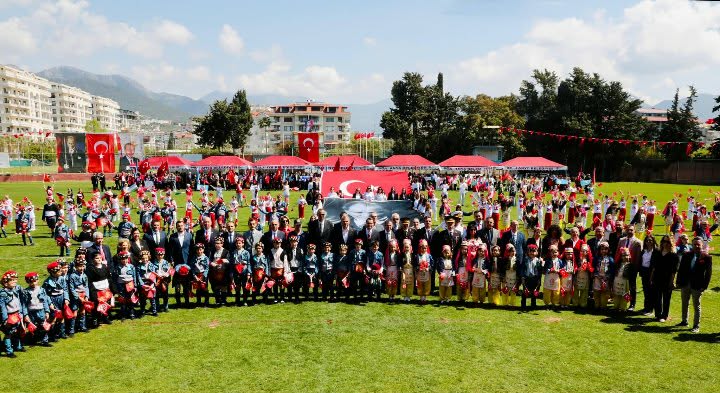  ALANYA'DA 23 NİSAN COŞKUYLA KUTLANDI...  
