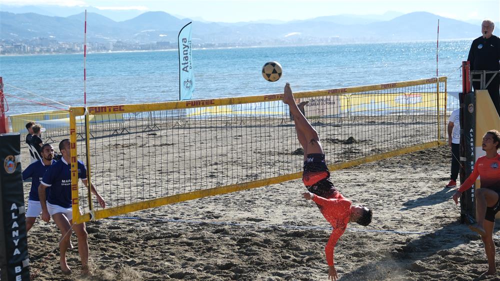 701986944695350784 dcfef