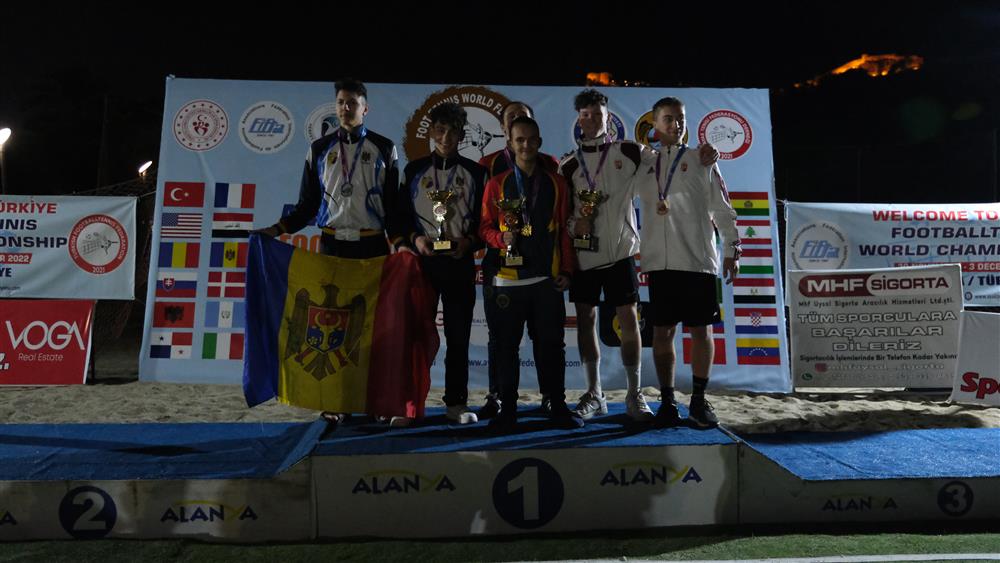 866008960783149376 705e3