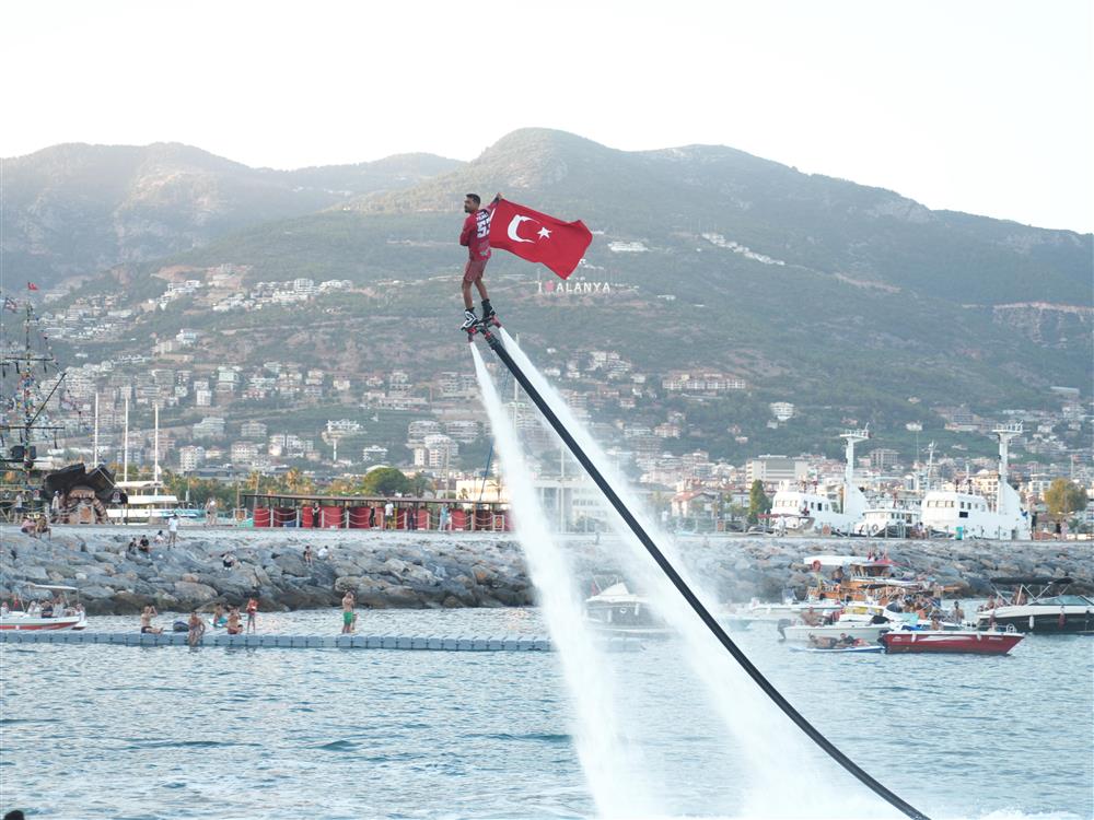 953836352383680704 7e780