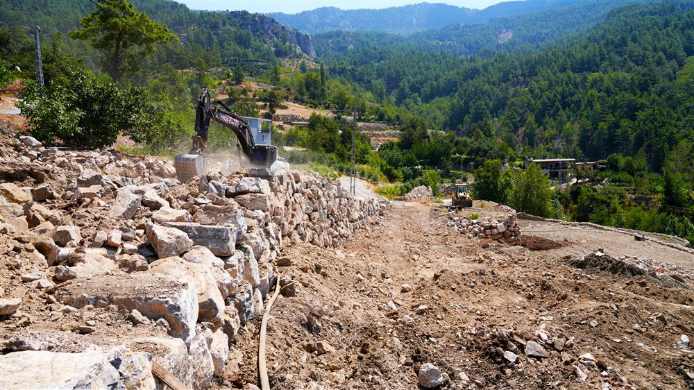 962834688358043904 39efc