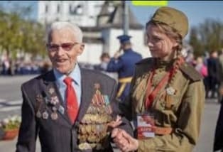 9 MAYIS RUS ZAFER BAYRAMI 2 4cbd9