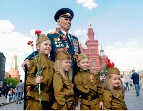 9 MAYIS RUS ZAFER BAYRAMI 9 2a2f5