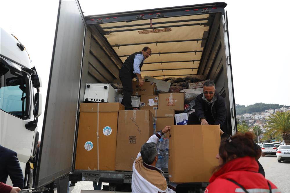 A E 5 727393536549856064 65a1c