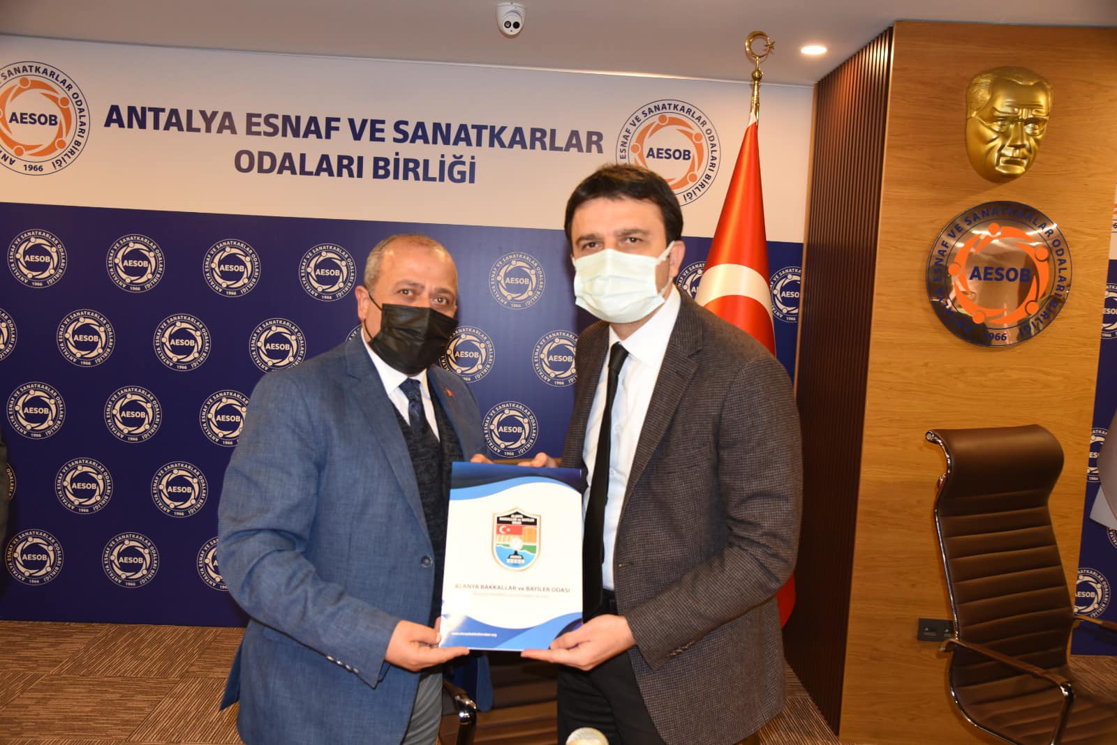 AESOB ANKARA DA 2 VELİTTİN c6775