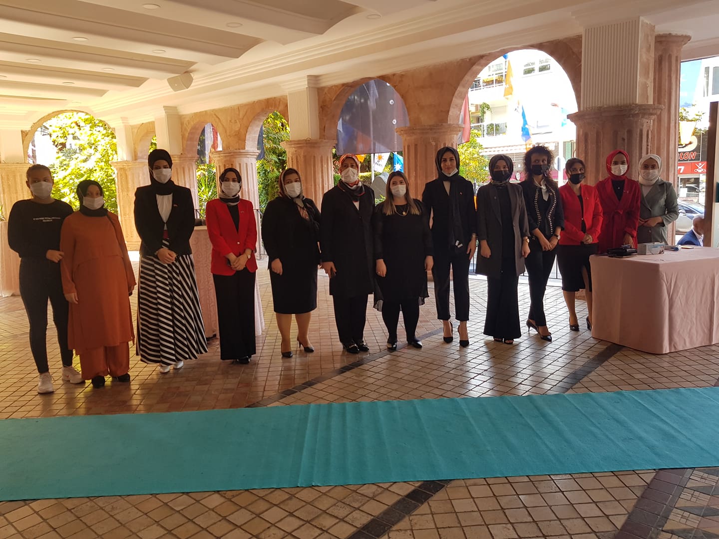 AK KADIN KONGRE 11 GİRİŞTE125352476 2458175711153777 9201083835749027013 n 4f07b