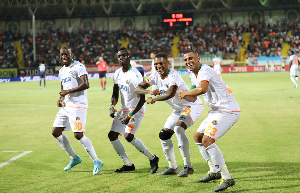 ALANYA FB 3 Photo 7h5a5367ebd7 a040c