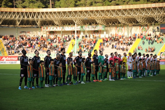 ALANYA GÖZTEPE TAKIMLAR 44b7bf62 7576 45b9 96fb 55dbb95dcbd6 581e9