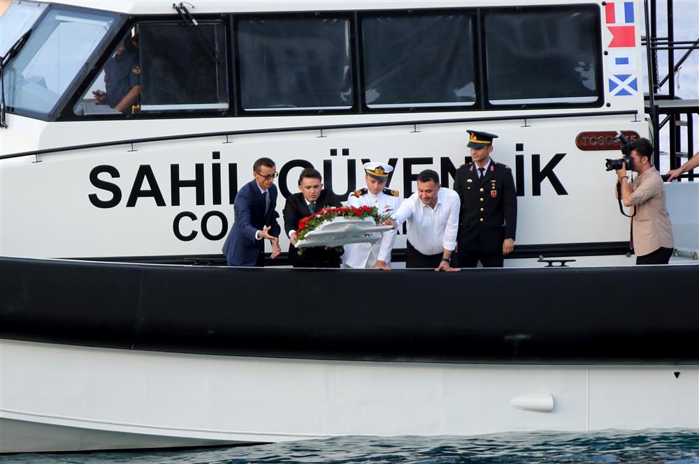 ALANYADA KABOTAJ BAYRAMI 3 ÇELENK 7519a