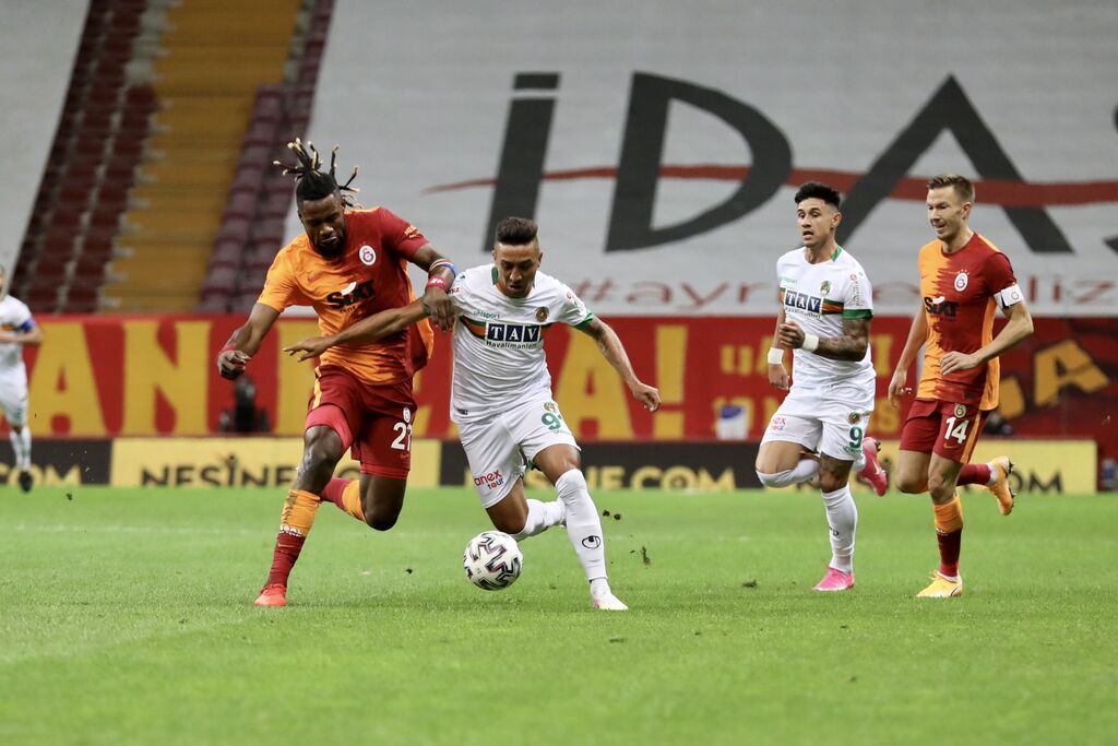 ALANYASPOR 2 GALATASARAY 1 C Photo b5ea976b 7975 4954 819d 8319db59f62a1a6a cf44b