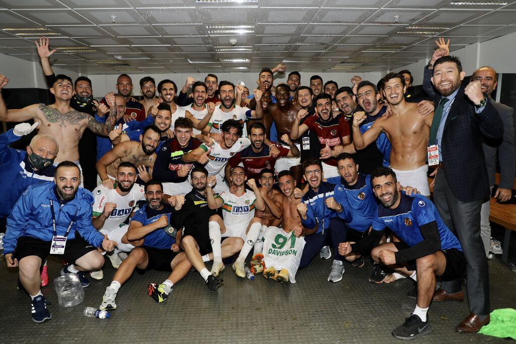 ALANYASPOR 2 GALATASARAY 1 E Photo 0e444d79 5b7a 4bb7 8661 4c6df97bbc29ad96 e72f6