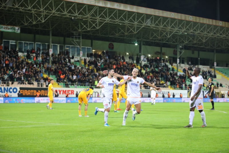ALANYASPOR ANKARAGÜCÜ 1 78479852 429227491084035 1555057535889702912 n 9ed9f
