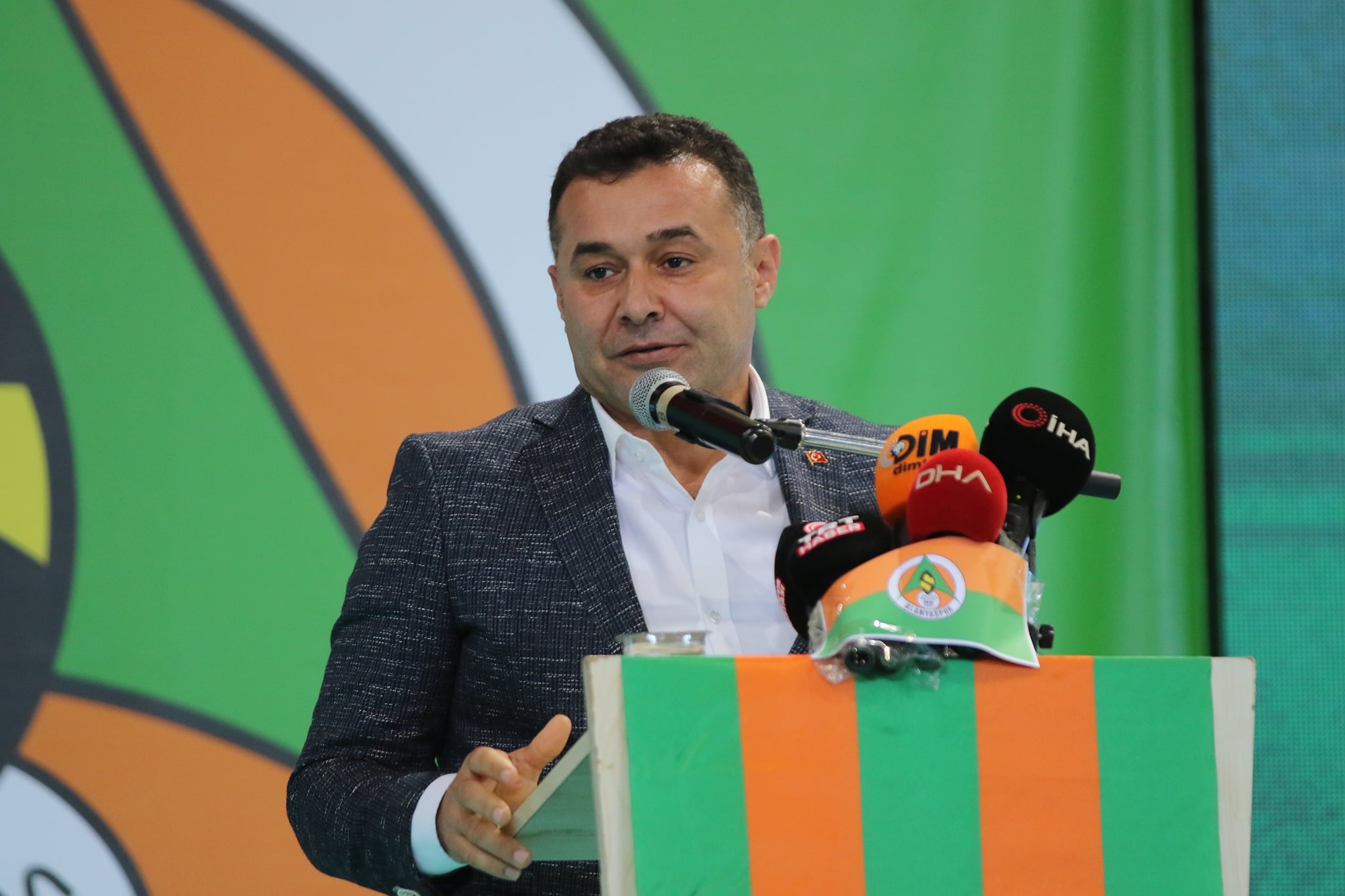 ALANYASPOR DA KONGRE 7 ADEM BAŞKAN d96b2