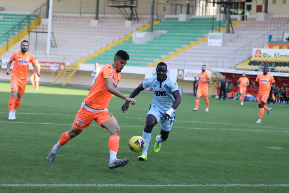 ALANYASPOR OYUNCULAR80dae604 122f 4b5e b477 d70df3ce32ff 684cf