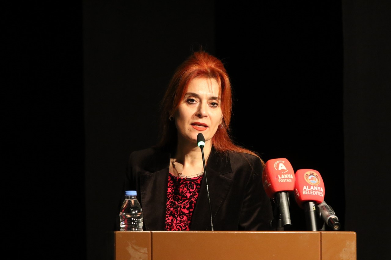 ALTAV ELVAN GÜNEŞthumbnail 1 Elvan Güneş Faaliyet Raporu Okudu 4af4f