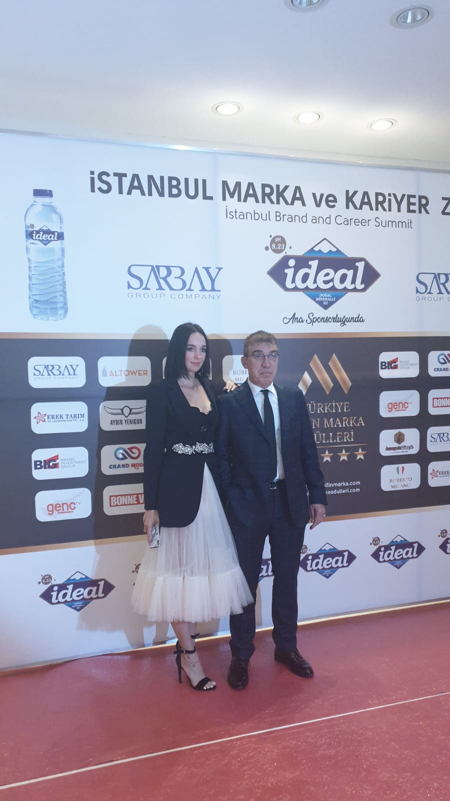 ALTIN MARKA ŞAHİNd969d735 3a0a 40c6 b75a f1c69684e64a 3897e