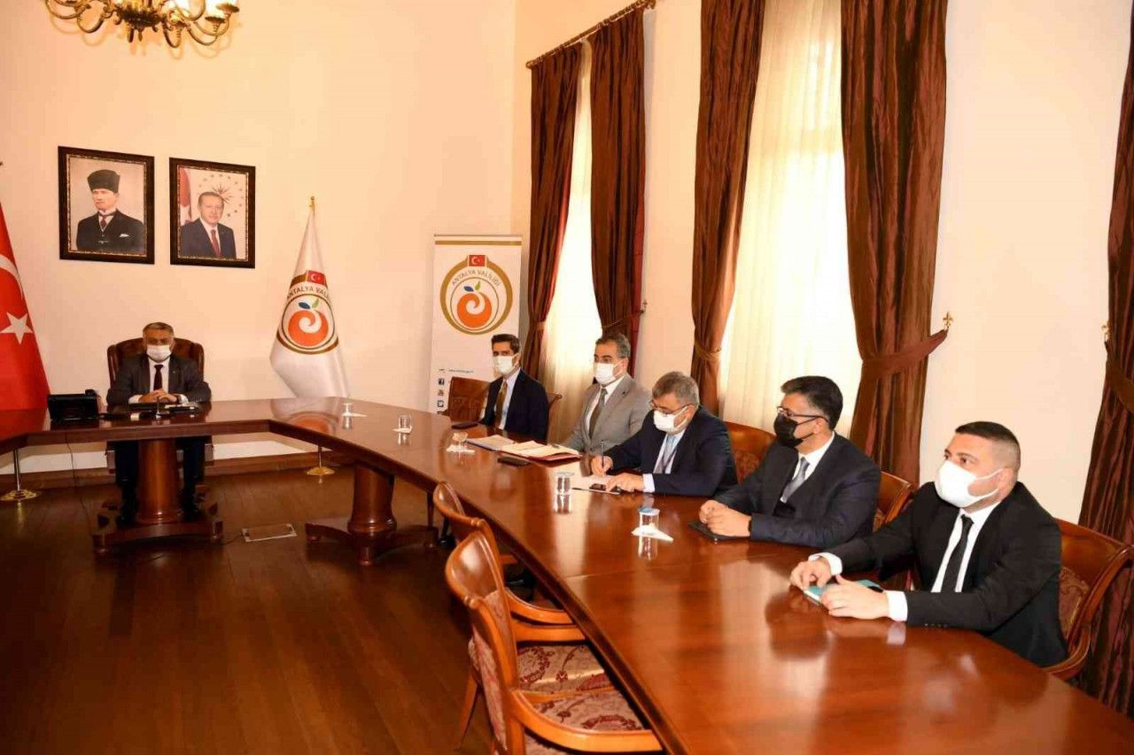 ANTALYA VALİSİNDEN AŞI ÇAĞRISI 3 2644c