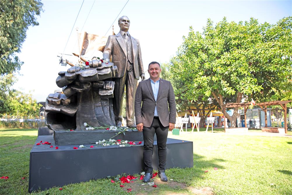 ATATÜRK BÜSTÜ 3 bb2c0