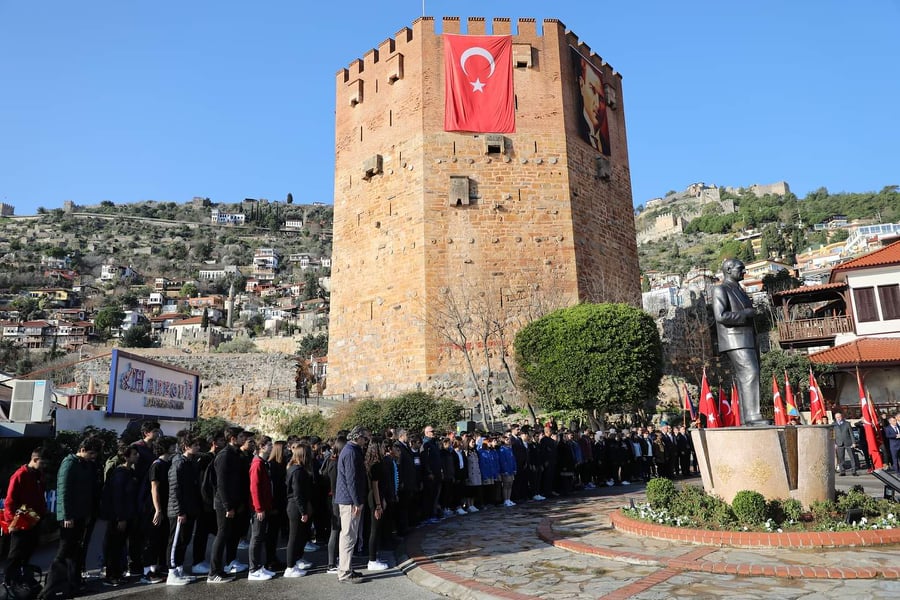 ATATÜRKÜN ALANYA YAY GELİŞİ KIZIL KULE bb31a